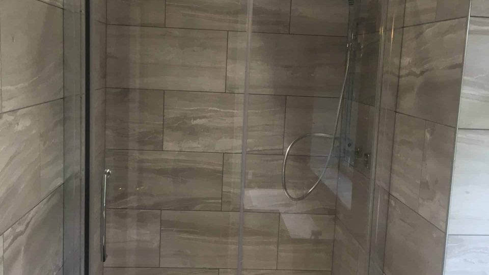 New bathroom shower