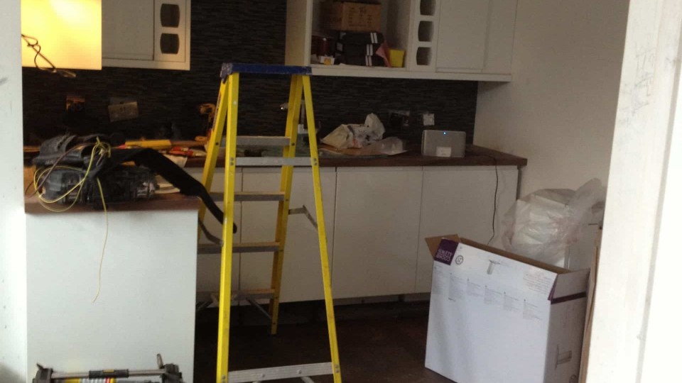 Kitchen unit and appliances