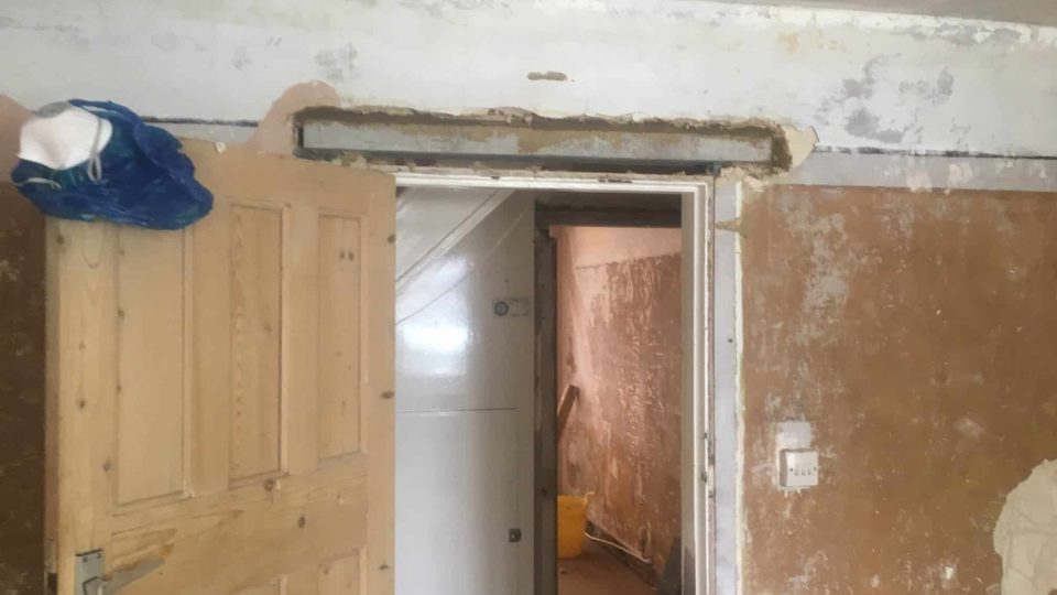 Lintels fitted across all doorways