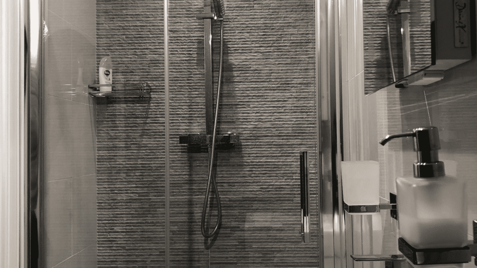 Completed en-suite shower